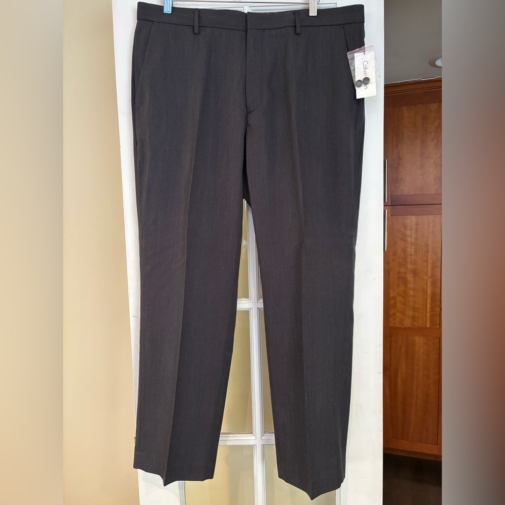 NWT Calvin Klein Regular-Fit Men’s Dress Pants, Dark Grey, 38W 30L